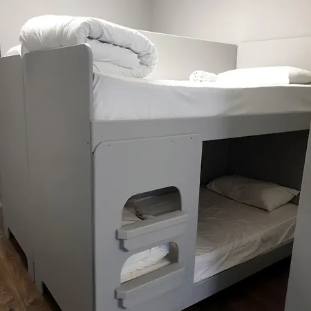 Center Hostel *